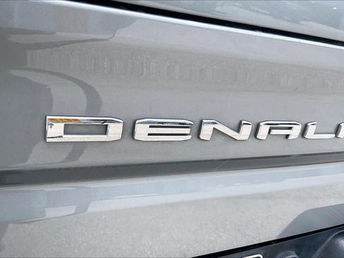Used 2024 GMC Sierra 1500 Denali Ultimate AWD/4WD image 10