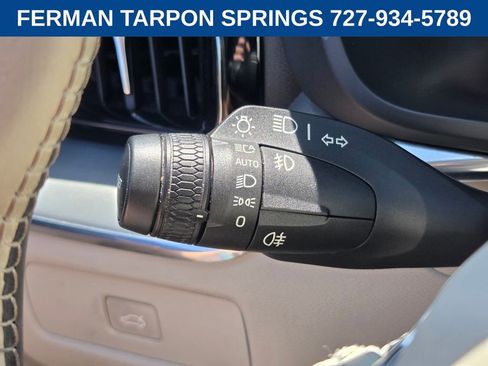 Certified 2023 Volvo XC60 B5 Core AWD/4WD image 34