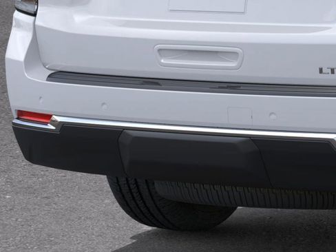 New 2026 Chevrolet Suburban LT w/ Comfort Package image 14