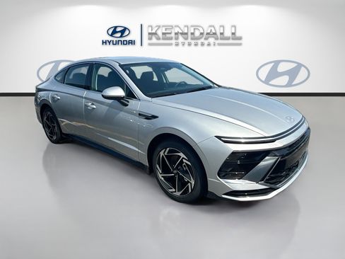 New 2026 Hyundai Sonata SEL FWD image 1