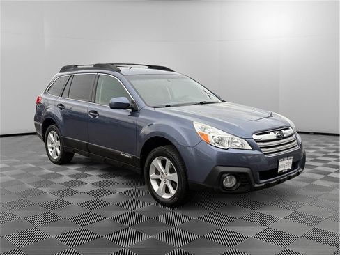 Used 2014 Subaru Outback 2.5i Premium image 7