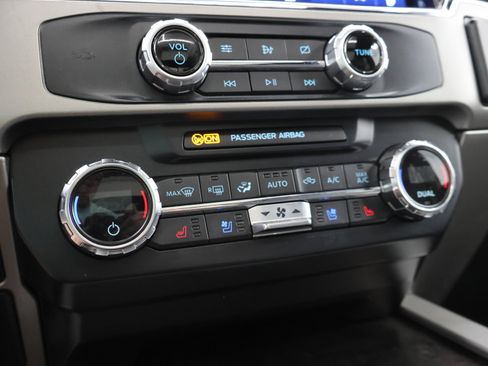 Used 2022 Ford F450 Lariat w/ Lariat Ultimate Package AWD/4WD image 51