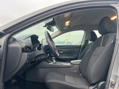 Used 2023 Nissan Sentra SV image 10