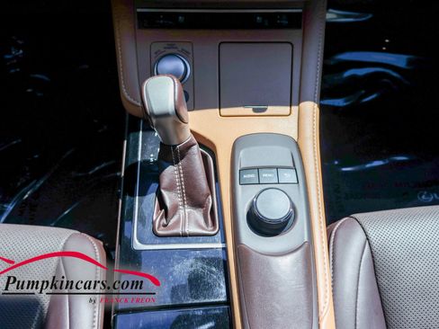 Used 2018 Lexus ES 350 w/ Premier Package FWD image 37