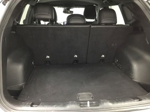 Used 2025 Jeep Compass Trailhawk AWD/4WD image 15
