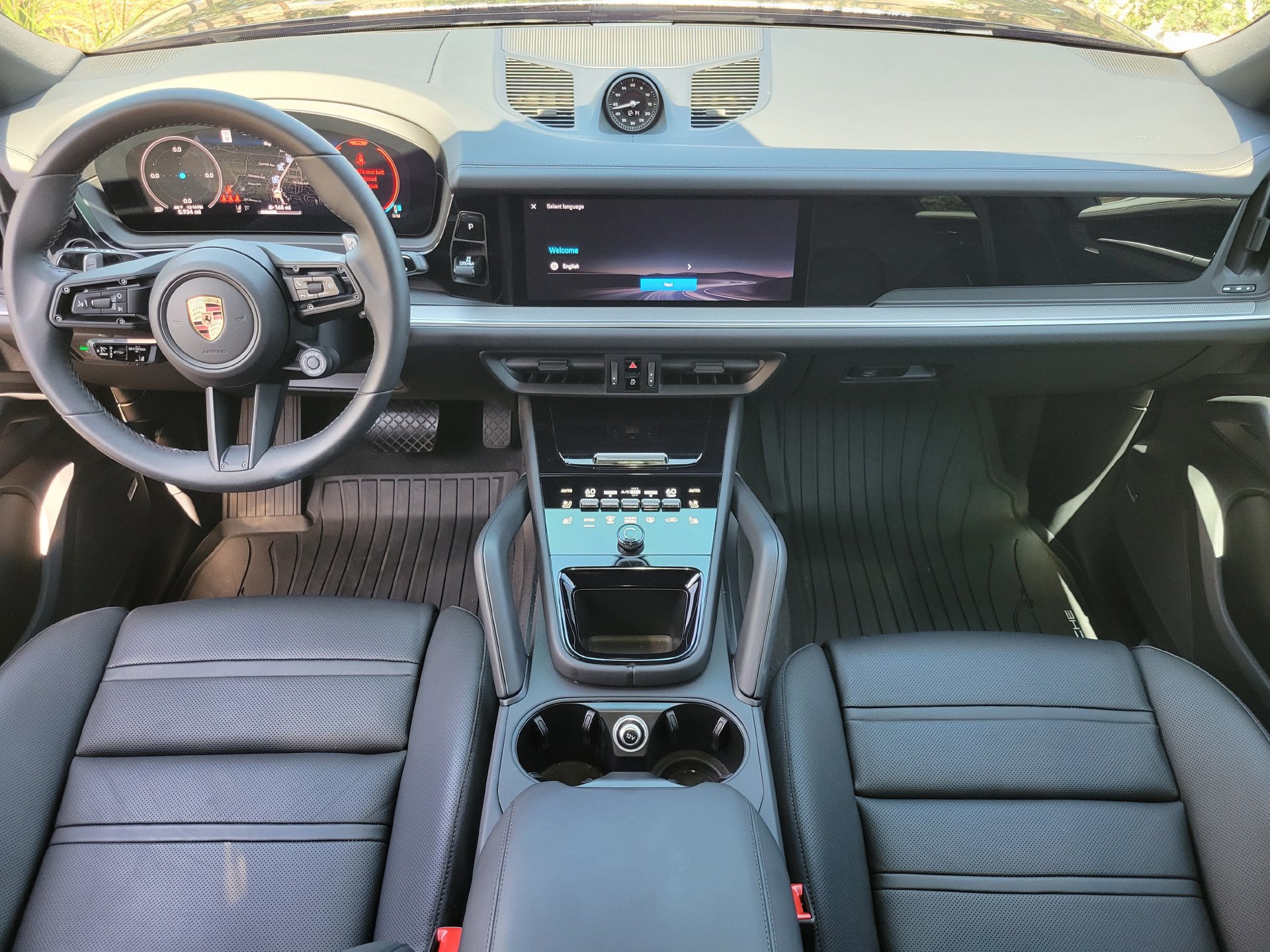 Certified 2026 Porsche Cayenne Coupe AWD/4WD image 12