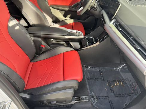 Used 2024 BMW X1 xDrive28i w/ Premium Package image 27