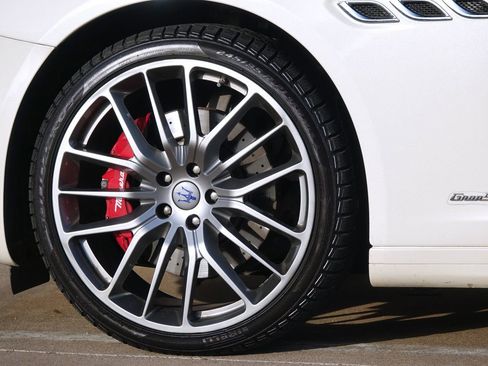 Used 2018 Maserati Quattroporte S GranSport Q4 image 26