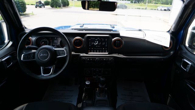 Used 2022 Jeep Gladiator Mojave w/ Cold Weather Group AWD/4WD image 12