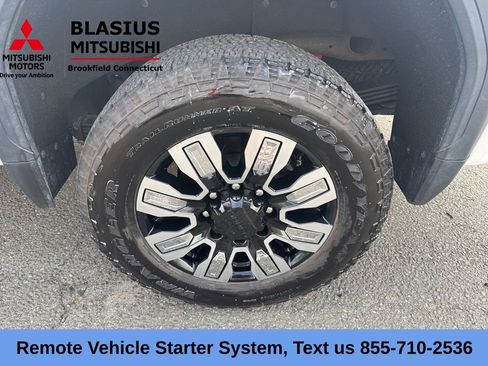 Used 2024 GMC Sierra 2500 Denali w/ Denali Reserve Package AWD/4WD image 33