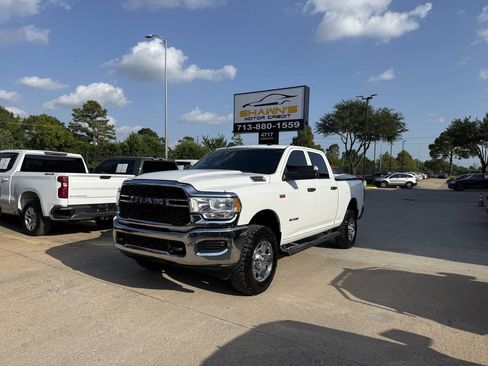 Used 2021 RAM 2500 Tradesman AWD/4WD image 3