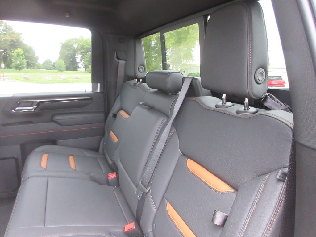 New 2026 GMC Sierra 3500 AT4 w/ AT4 Premium Plus Package AWD/4WD image 14