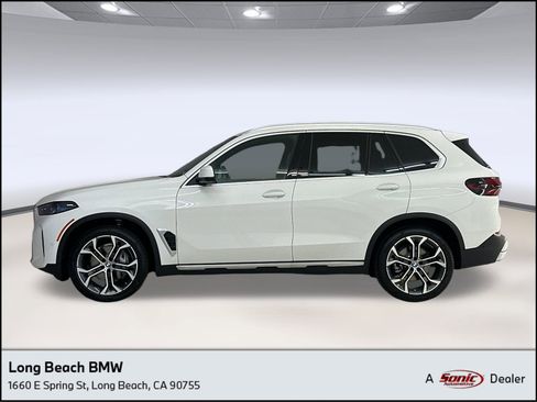 Used 2026 BMW X5 sDrive40i w/ Climate Comfort Package image 1