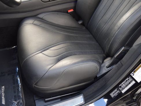 Used 2015 Mercedes-Benz S 63 AMG 4MATIC Sedan image 37