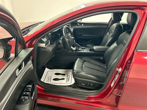 Used 2022 Kia K5 GT-Line image 9