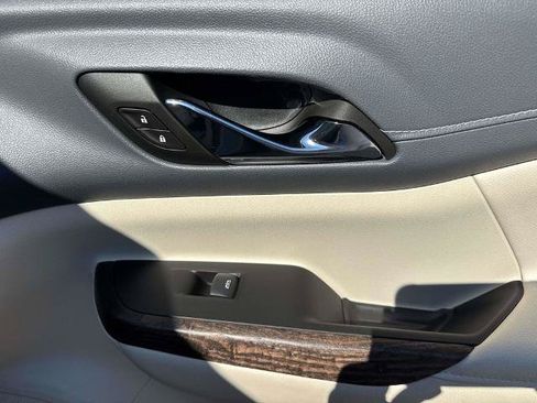 Used 2023 GMC Acadia Denali FWD image 15