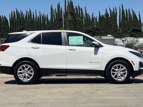 Used 2023 Chevrolet Equinox LT FWD image 3