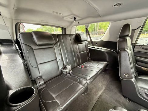 Used 2017 GMC Yukon XL Denali w/ Open Road Package AWD/4WD image 37