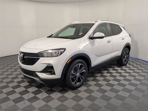 Used 2020 Buick Encore GX Select image 2