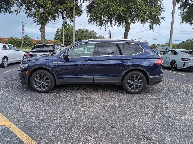 Used 2022 Volkswagen Tiguan SE FWD image 3