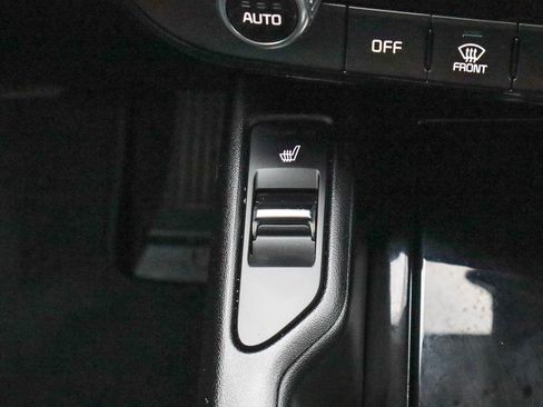 Used 2025 Kia Telluride S FWD image 24