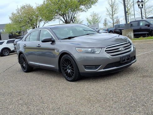 Used 2013 Ford Taurus SEL FWD image 7