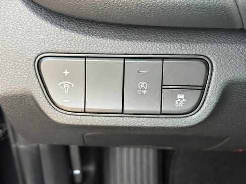 New 2026 Kia Seltos EX FWD image 19