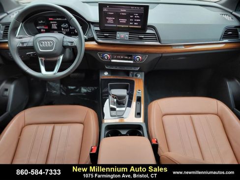 Used 2025 Audi Q5 2.0T Premium w/ Convenience Plus Package image 10