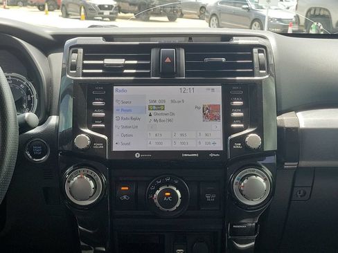 Used 2020 Toyota 4Runner TRD Off-Road Premium w/ Moonroof Package AWD/4WD image 13