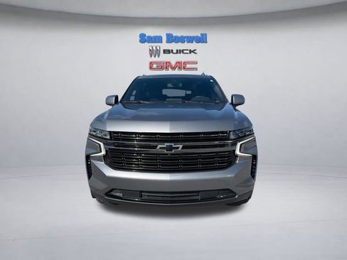 Used 2022 Chevrolet Suburban RST w/ Luxury Package AWD/4WD image 3
