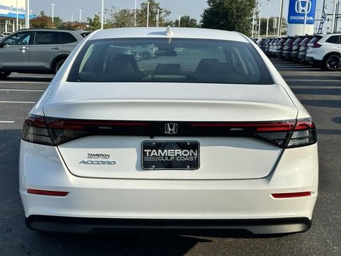 Used 2025 Honda Accord LX image 3