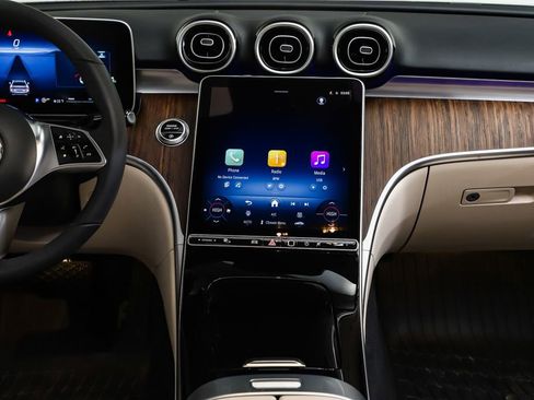 New 2026 Mercedes-Benz C 300 4MATIC Sedan image 15