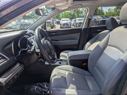 Used 2019 Subaru Outback 2.5i Limited AWD/4WD image 18