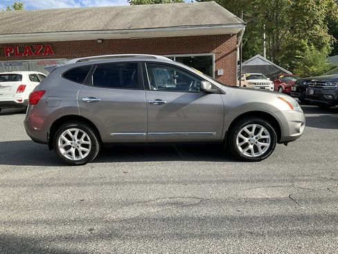 Used 2011 Nissan Rogue SV w/ SL Pkg AWD/4WD image 4