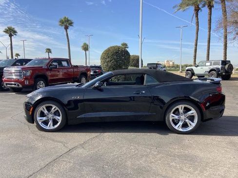 Used 2023 Chevrolet Camaro LT w/ Technology Package image 4