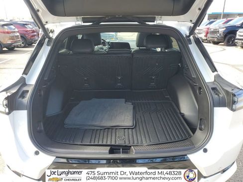 Used 2025 Chevrolet Equinox EV RS w/ Active Safety Package 3 AWD/4WD image 27