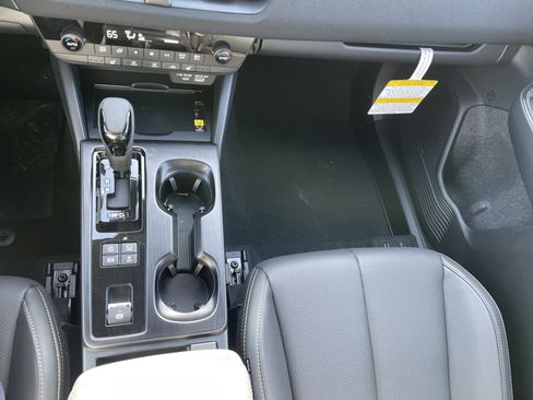 Used 2026 Subaru Outback Limited XT w/ Premium/Limited Package 2 image 18