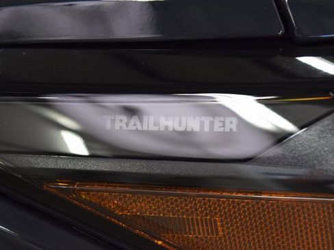 Used 2025 Toyota Tacoma Trailhunter image 16