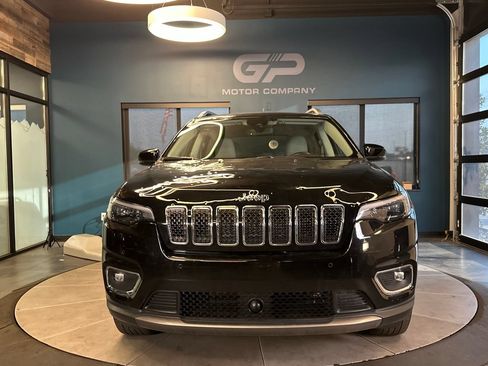 Used 2020 Jeep Cherokee Limited w/ Technology Group AWD/4WD image 8