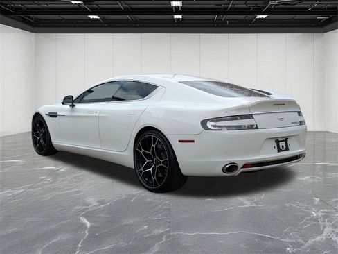 Used 2015 Aston Martin Rapide S image 2