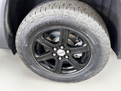 Used 2023 GMC Acadia AT4 w/ Technology Package AWD/4WD image 27