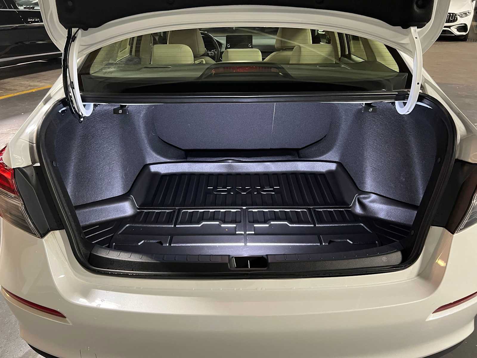 Used 2022 Honda Civic EX image 15
