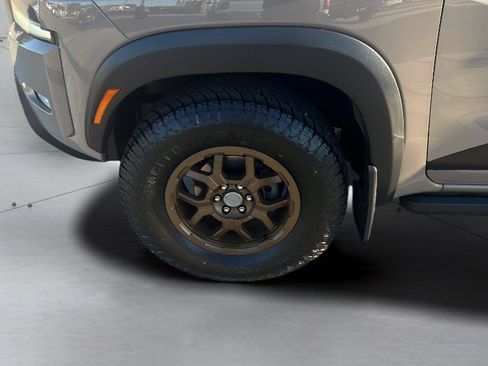 Used 2023 Nissan Frontier PRO-4X w/ Pro Convenience Package AWD/4WD image 21