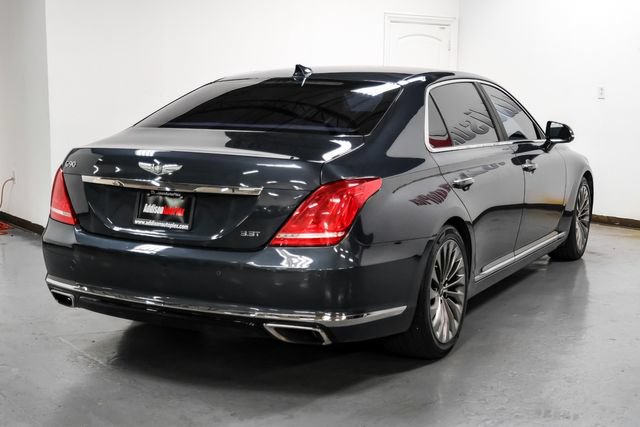Used 2017 Genesis G90 3.3T Premium RWD image 10