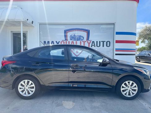 Used 2018 Hyundai Accent SE FWD image 18
