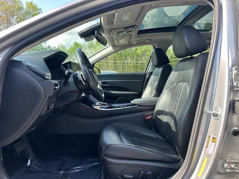 Used 2020 Hyundai Sonata Limited w/ Cargo Package image 13