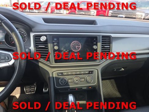 Used 2020 Volkswagen Atlas Cross Sport SE AWD/4WD image 17