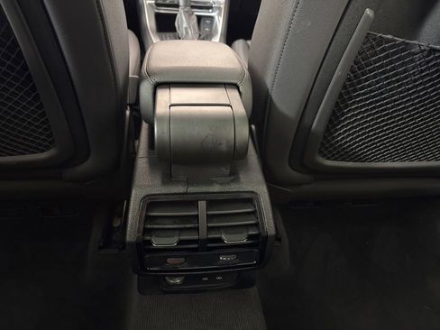 Used 2023 Audi Q3 2.0T Premium image 25