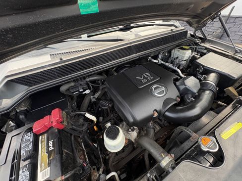 Used 2015 Nissan Titan PRO-4X AWD/4WD image 26