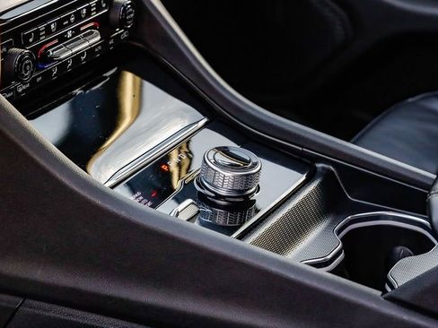 Certified 2024 Jeep Grand Cherokee L Limited w/ Luxury Tech Group II image 25